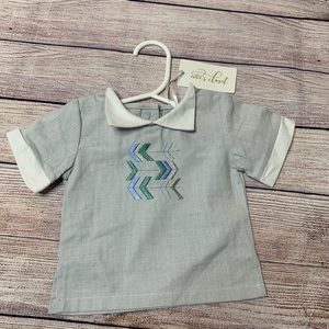 Evie’s Closet Gray arrow embroidered top